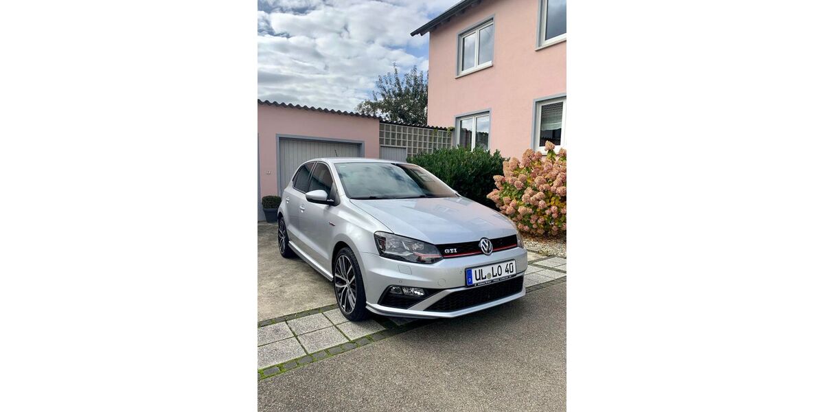 VW Polo 113.000 km 11.950 &euro; Düsseldorf 40223