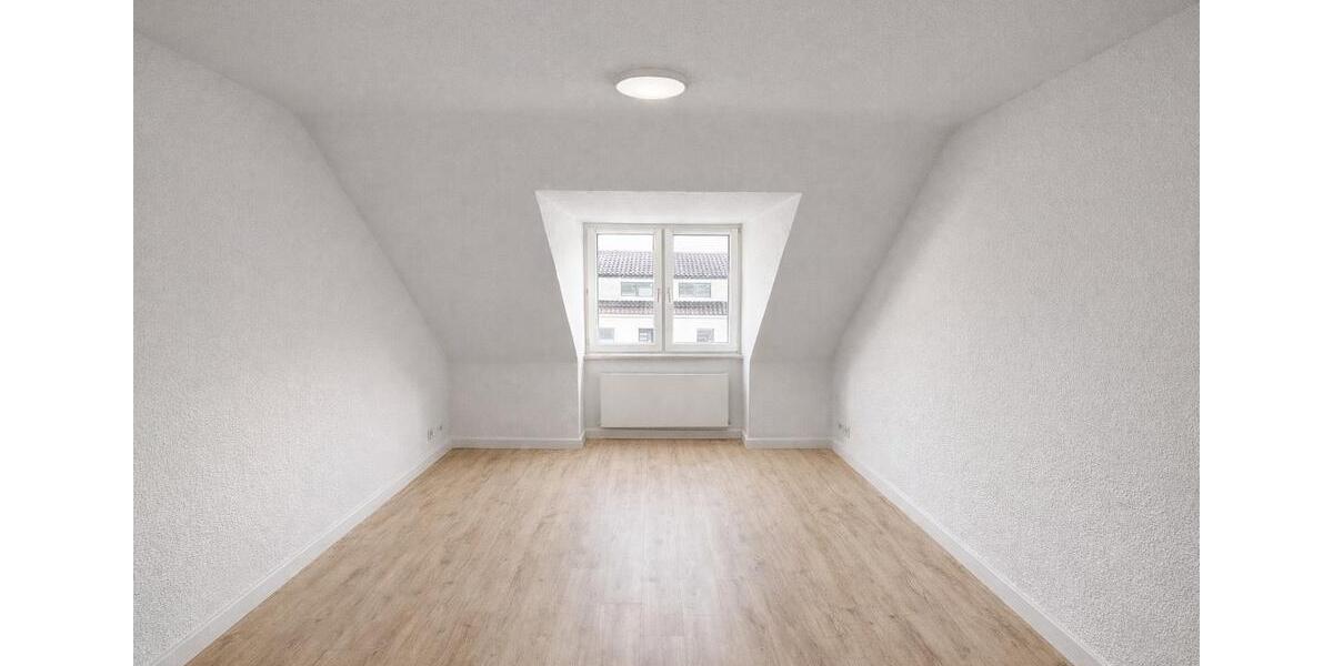 Dachgeschoßwohnung Frechen - 3 Zimmer, 57 m&sup2;, 210.900&euro; | Angebot:26040921