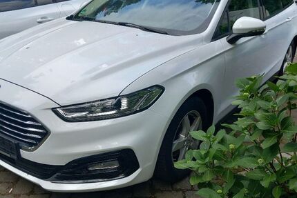 Ford Mondeo 195.800 km 9.400 &euro; Leichlingen 42799