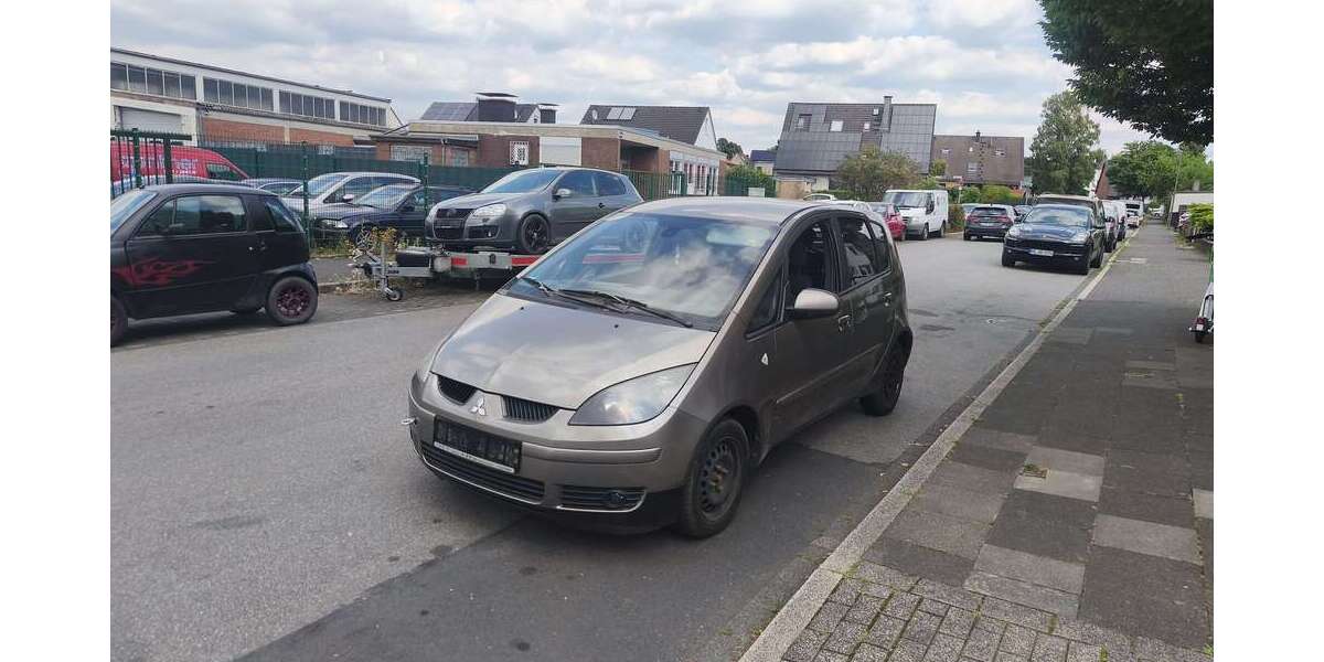 Mitsubishi Colt 189.621 km 499 &euro; Langenfeld 40764