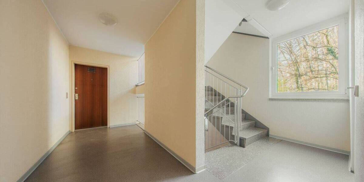 Etagenwohnung Bergisch Gladbach Bockenberg - 3 Zimmer, 83 m&sup2;, 175.000&euro; | Angebot:26258707