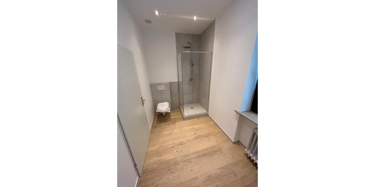 Etagenwohnung Wuppertal Arrenberg - 2 Zimmer, 64 m&sup2;, 870&euro; | Angebot:25305259