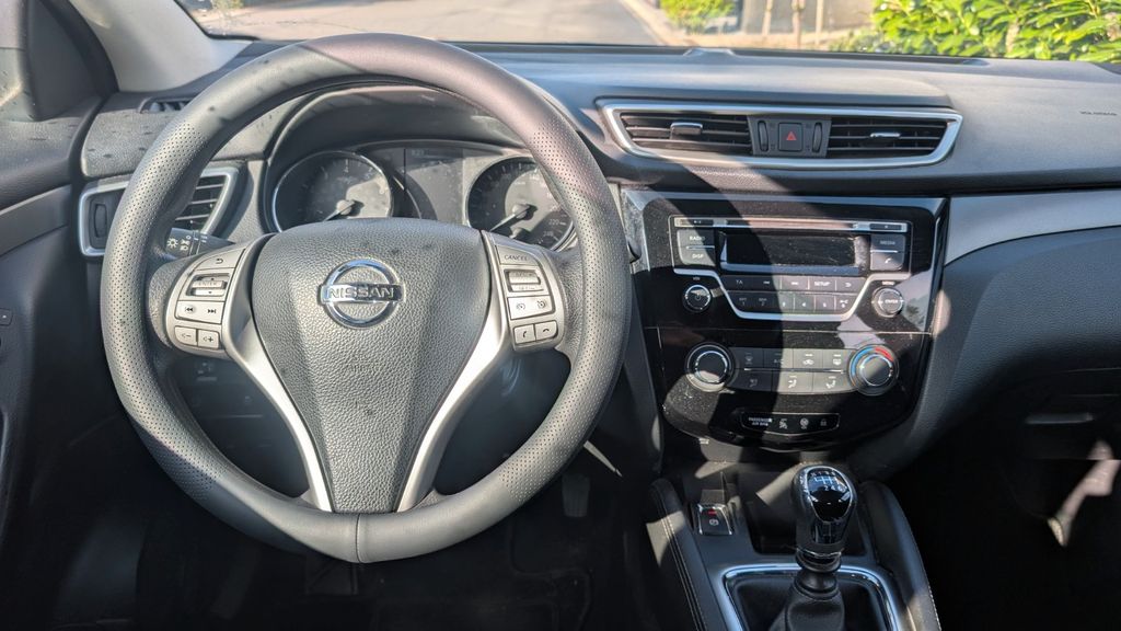 Nissan Qashqai 111.462 km 8.400 &euro; Velbert 42551