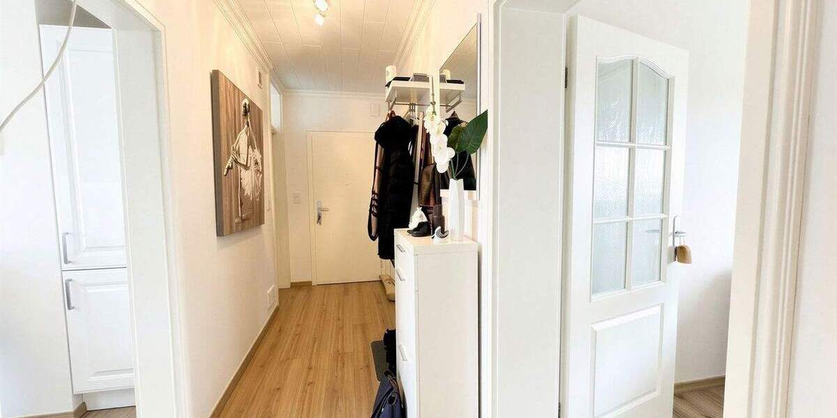 Etagenwohnung Wuppertal Langerfeld - 5 Zimmer, 132 m&sup2;, 279.000&euro; | Angebot:25696386