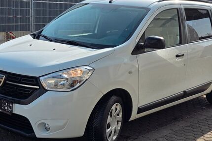 Dacia Lodgy 72.550 km 8.999 &euro; Köln 51149
