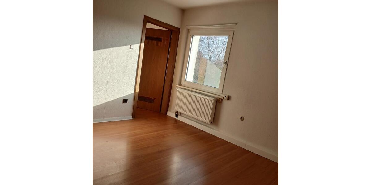 Dachgeschoßwohnung Köln Kalk - 3 Zimmer, 45 m&sup2;, 700&euro; | Angebot:25340193