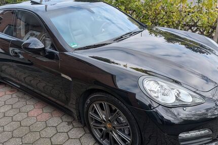Porsche Panamera 136.119 km 37.890 &euro; Kaarst 41564