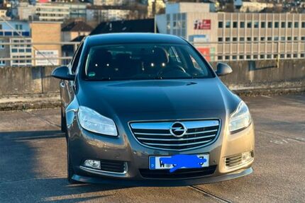 Opel Insignia 151.000 km 4.400 &euro; Wuppertal 42283