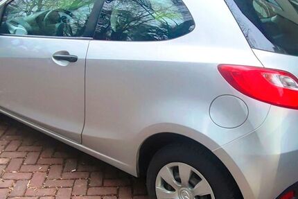 Mazda 2 164.150 km 2.450 &euro; Erkrath 40699