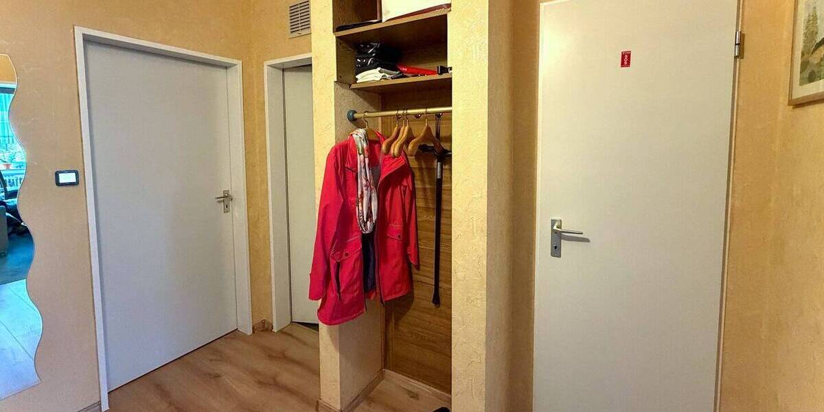 Etagenwohnung Langenfeld Immigrath - 2 Zimmer, 60 m&sup2;, 180.000&euro; | Angebot:26202277