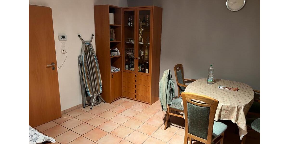 Etagenwohnung Remscheid - 1 Zimmer, 38 m&sup2;, 430&euro; | Angebot:24744783