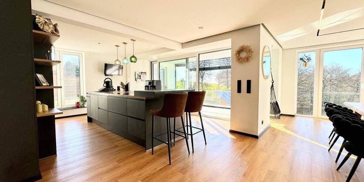 Einfamilienhaus Solingen / Wald Wald - 8 Zimmer, 323 m&sup2;, 1.190.000&euro; | Angebot:26043666