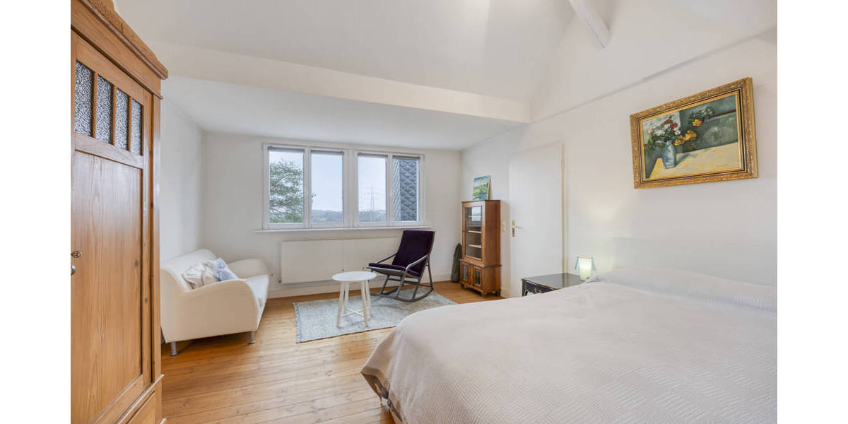 Stilvolles Wohnen mit guter Verkehrsanbindung - Mehrfamilienhaus, Wohnhaus Wuppertal Barmen | Angebot:24140375