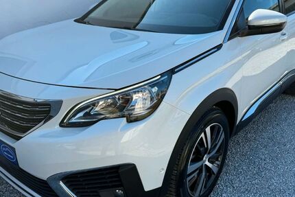 Peugeot 5008 106.347 km 17.498 &euro; Wuppertal 42327