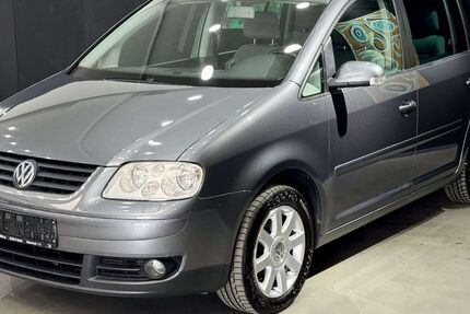 VW Touran 128.000 km 6.450 &euro; Pulheim 50259