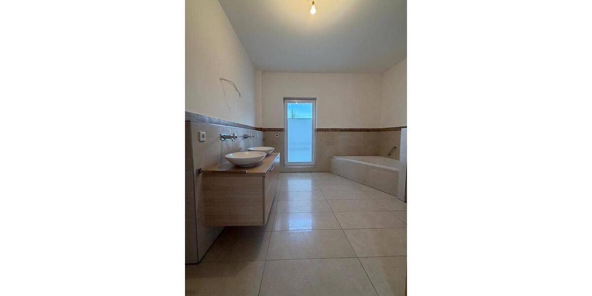 Einfamilienhaus Korschenbroich - 5 Zimmer, 213 m&sup2;, 749.000&euro; | Angebot:26764381