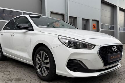 Hyundai i30 41.802 km 13.795 &euro; Willich 47877