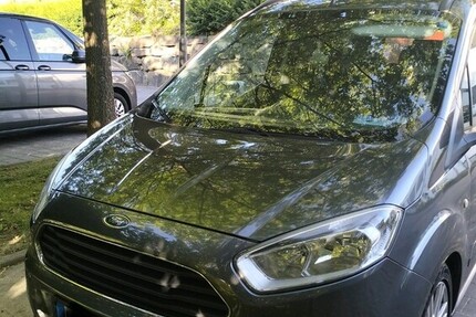 Ford Courier 112.800 km 9.500 &euro; Köln 50667