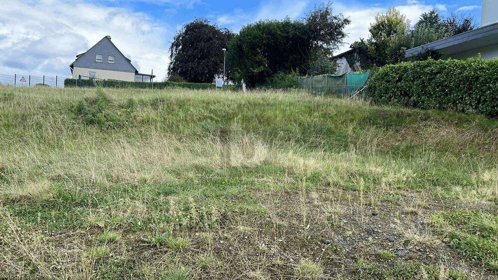 Grundstück Remscheid Gemarkung Bergisch Born - 260.000&euro; | Angebot:27339022