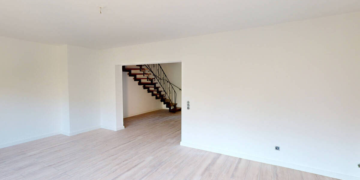 Einfamilienhaus Düsseldorf/ Lörick Lörick - 5 Zimmer, 130 m&sup2;, 2.490&euro; | Angebot:26191505