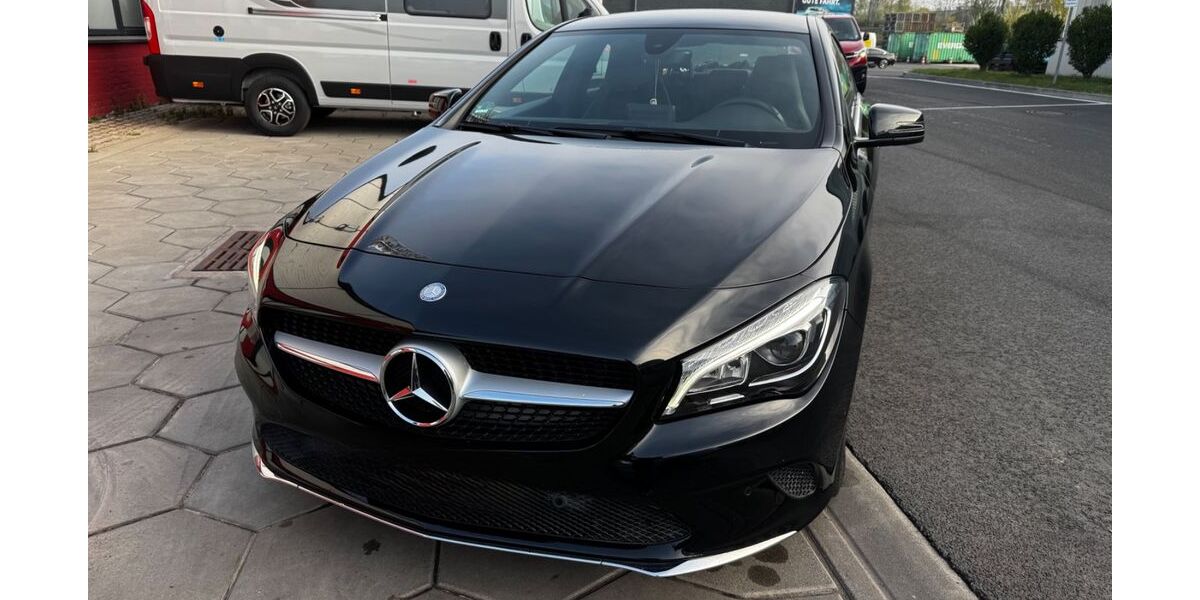 Mercedes-Benz CLA 180 128.900 km 15.800 &euro; Erkrath 40699