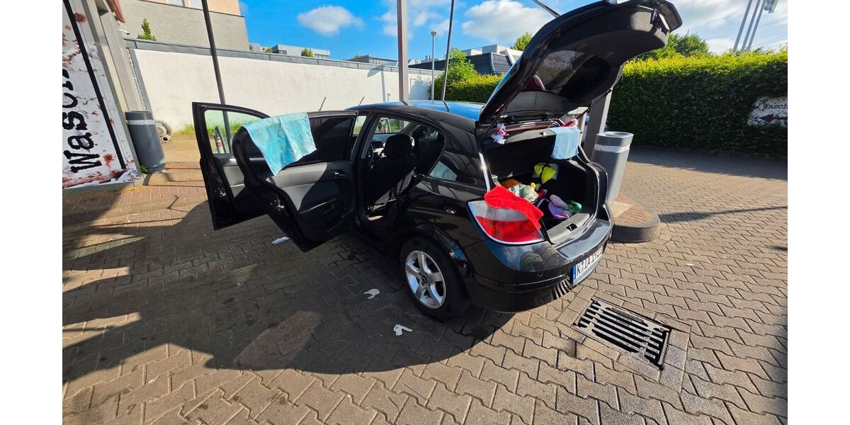 Opel Astra 200.000 km 3.200 &euro; Köln 51147