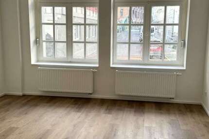 Wohnung Wuppertal Arrenberg - 4 Zimmer, 150 m&sup2;, 1.500&euro; | Angebot:27337062