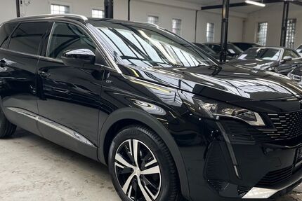 Peugeot 5008 83.000 km 24.870 &euro; Velbert 42551