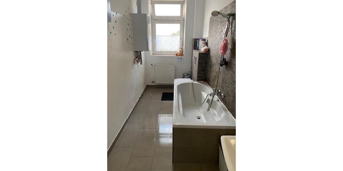 Etagenwohnung Wuppertal Gemarkung Langerfeld - 4.5 Zimmer, 135 m&sup2;, 1.330&euro; | Angebot:25580128