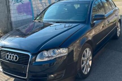 Audi A4 378.850 km 2.900 &euro; mülheim an der ruhr 45473
