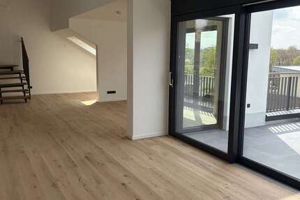 Wohnung Mettmann - 4 Zimmer, 160 m&sup2;, 2.250&euro; | Angebot:24034607