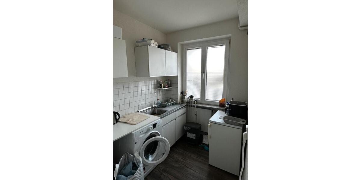 Etagenwohnung Düsseldorf Stadtbezirk 3 - 1 Zimmer, 30 m&sup2;, 695&euro; | Angebot:25996428