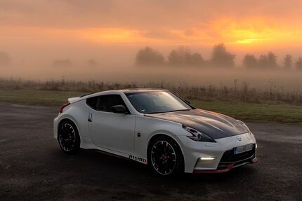 Nissan 370Z 32.283 km 47.999 &euro; Solingen 42657