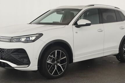 VW Tiguan 9.800 km 43.884 &euro; Düsseldorf 40233