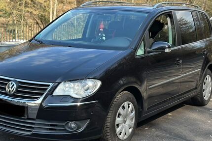 VW Touran 199.500 km 5.300 &euro; Burscheid 51399