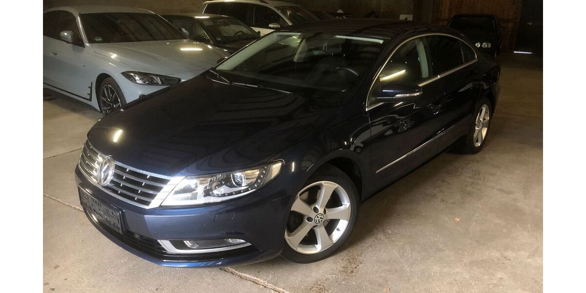 VW CC 81.023 km 11.990 &euro; Köln 50933