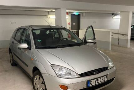 Ford Focus 140.000 km 990 &euro; Köln 51065