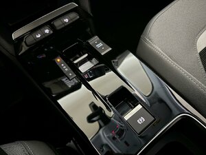 Opel Mokka e Elegance*Allwetter*Sitz- & Lenkradheiz. 3.100 km 27.980 &euro; HAAN 42781