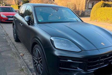Porsche Cayenne 59.000 km 106.700 &euro; Düsseldorf 40217