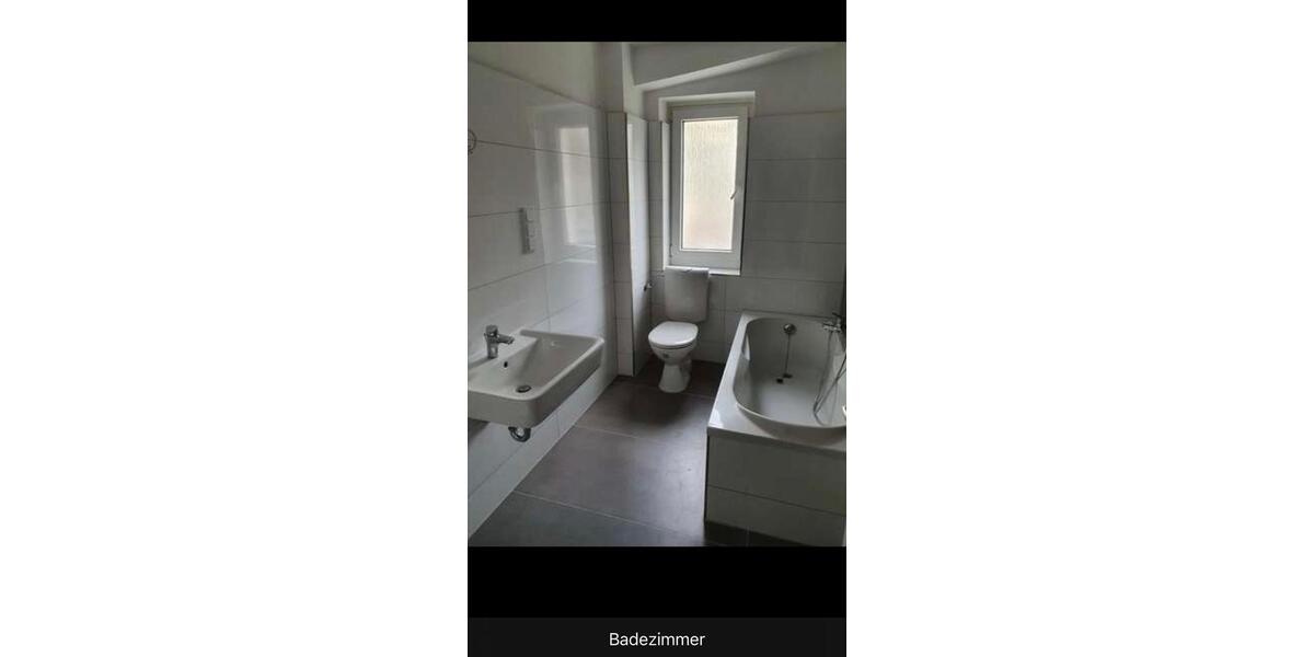 Erdgeschoßwohnung Wuppertal Gemarkung Barmen - 2 Zimmer, 72 m&sup2;, 612&euro; | Angebot:25922787