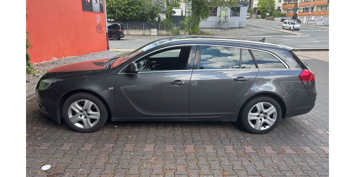 Opel Insignia 209.000 km 3.990 &euro; Wuppertal 42111