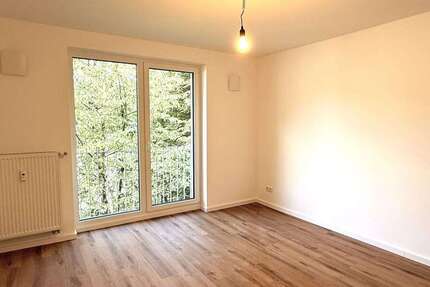 Wohnung Wuppertal Arrenberg - 2 Zimmer, 60 m&sup2;, 780&euro; | Angebot:25440633