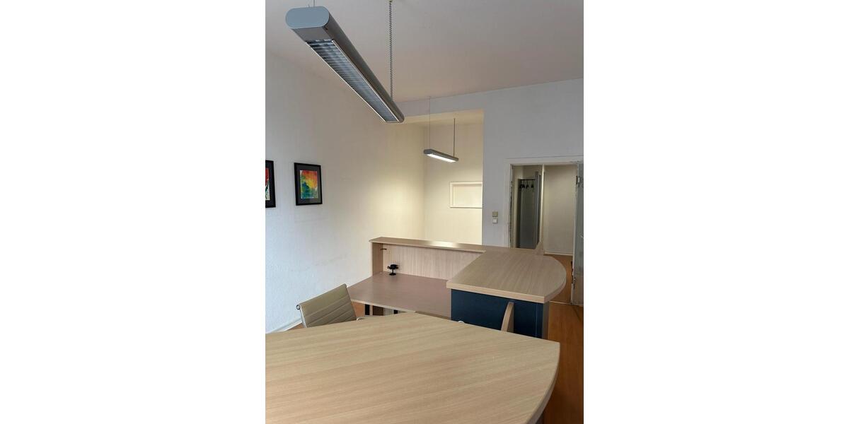 Gewerbeobjekt Düsseldorf Stadtbezirk 3 - 1.750&euro; | Angebot:25309918