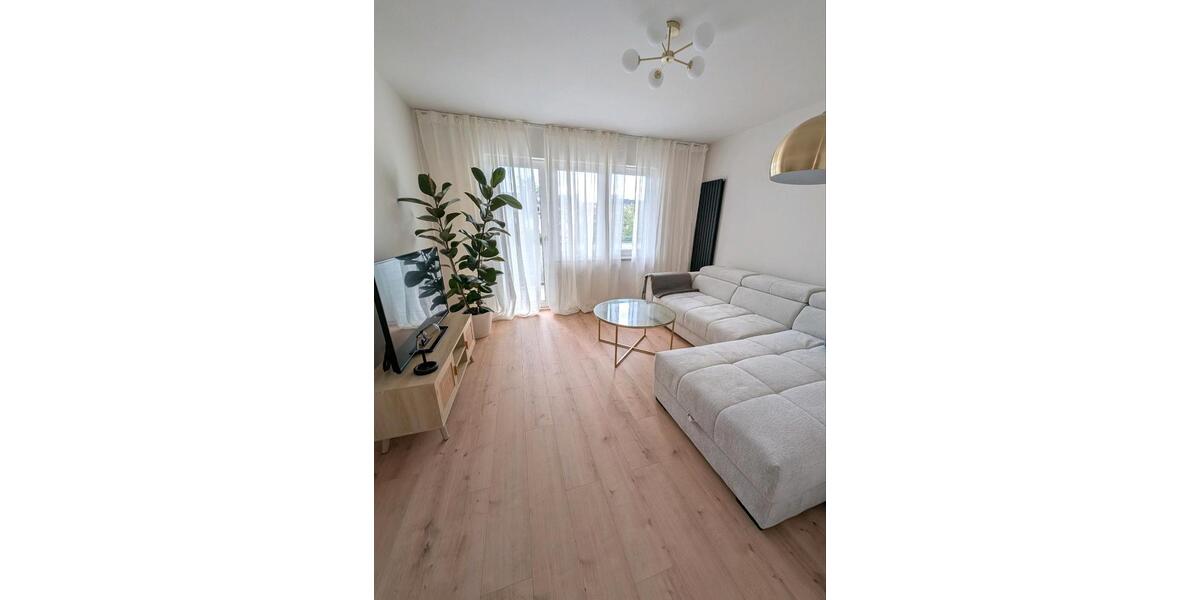 Etagenwohnung Düsseldorf Stadtbezirk 3 - 3 Zimmer, 68 m&sup2;, 1.950&euro; | Angebot:25657875