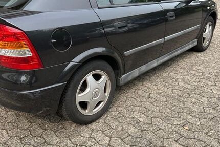 Opel Astra 130.000 km 1.700 &euro; HILDEN 40724