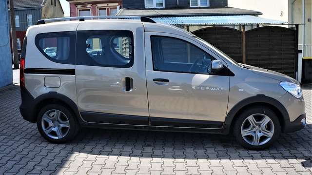 Dacia Dokker 40.900 km 16.480 &euro; Solingen 42651