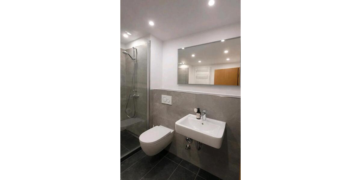 Etagenwohnung Düsseldorf Stadtbezirk 10 - 2 Zimmer, 64 m&sup2;, 229.000&euro; | Angebot:26227650