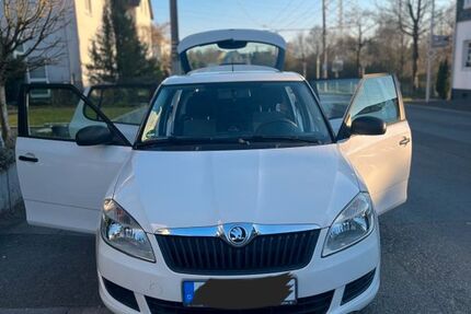 Skoda Fabia 130.500 km 4.600 &euro; Solingen 42659