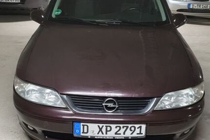 Opel Vectra 196.144 km 1.099 &euro; Düsseldorf 40470