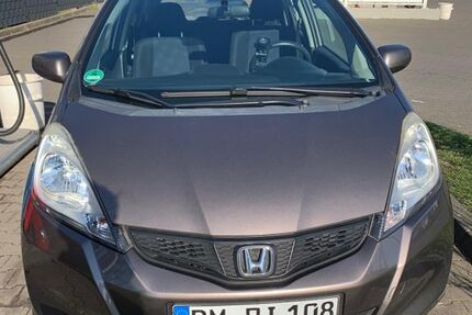 Honda Jazz 98.000 km 4.800 &euro; Köln 51143
